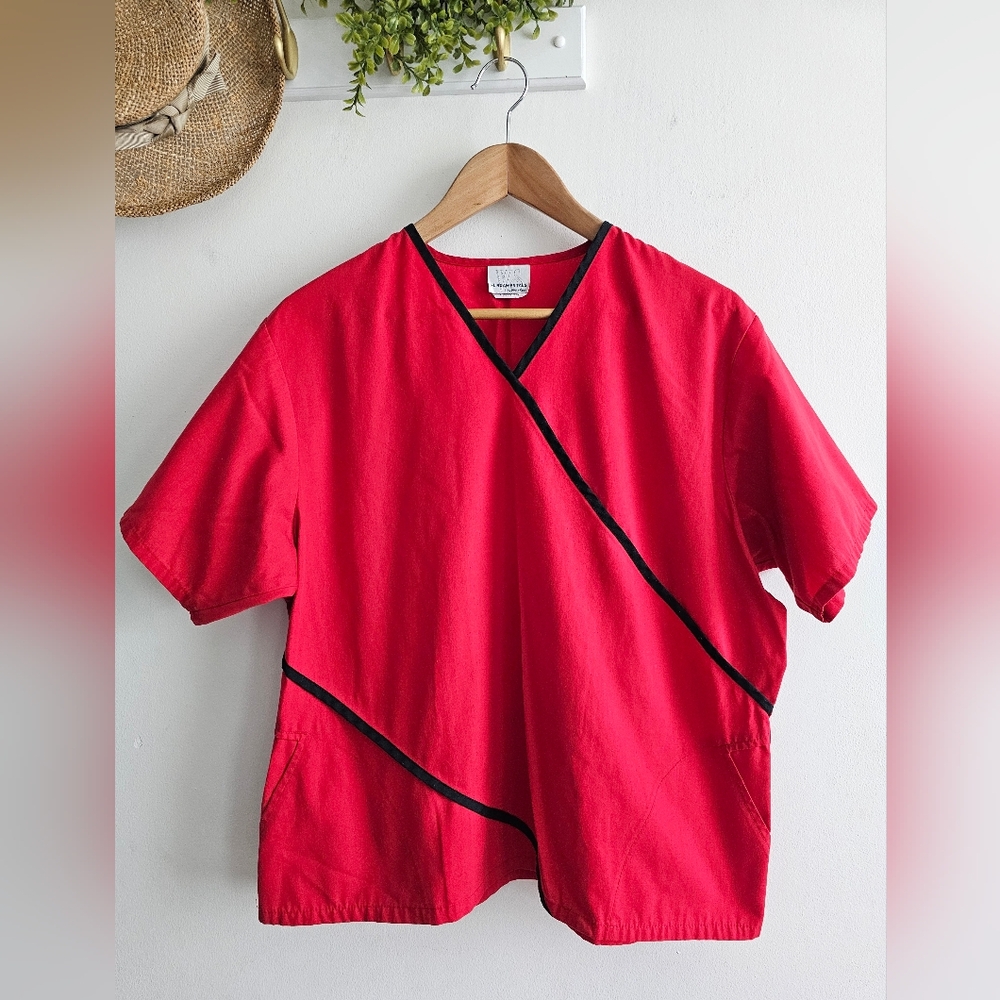 Vintage WS Fundamentals Red Scrub Top Black Trim Wrap Style Size L USA Fabric